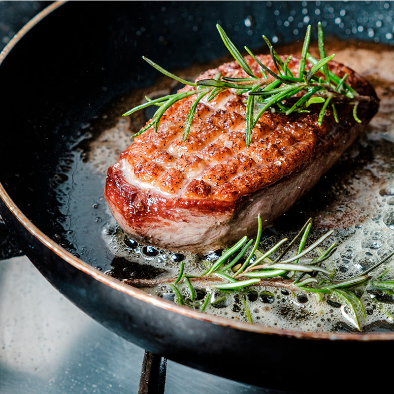 Seasoning a online pan with salt